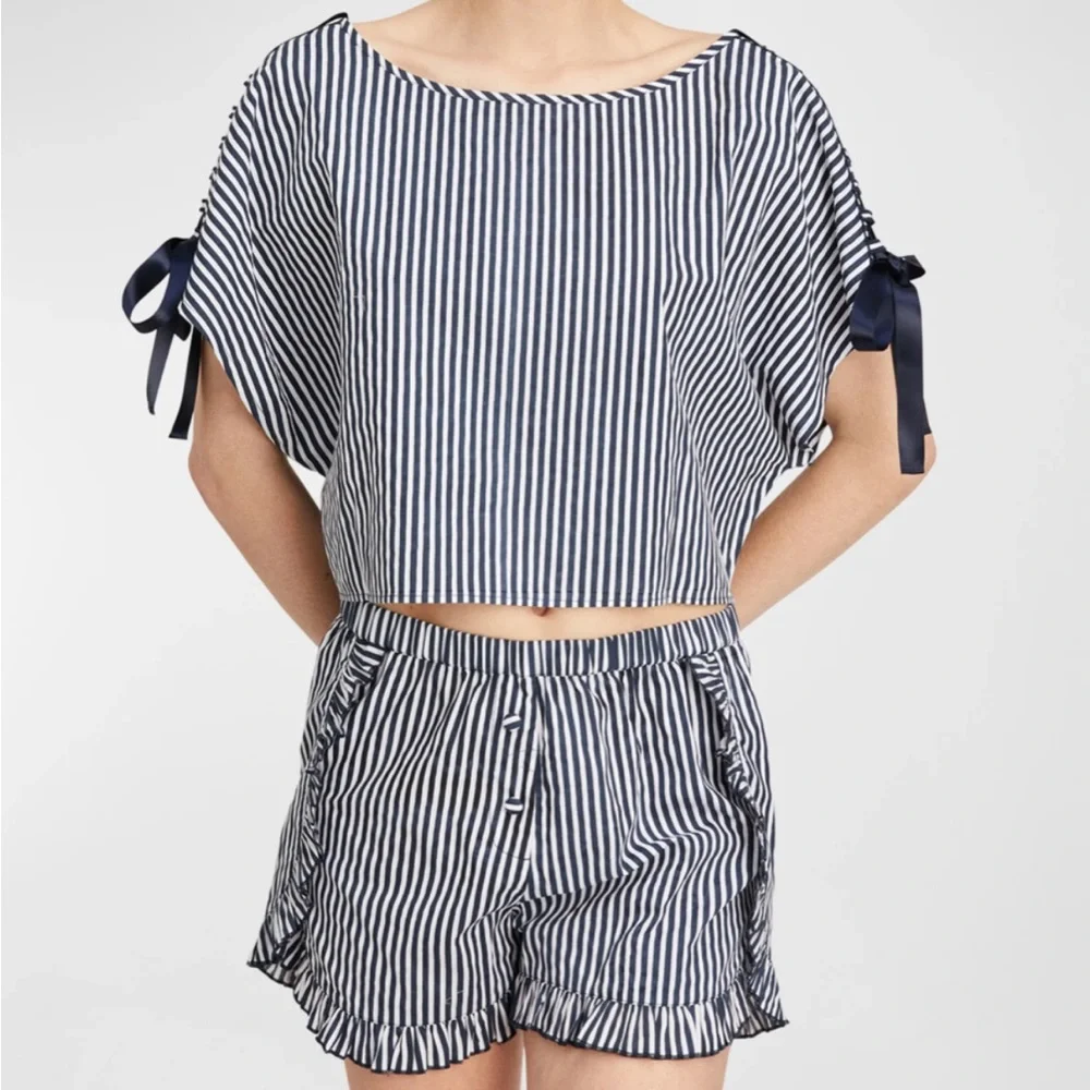 NWT Morgan Lane Gina Nessa Striped Ruffle-Trim Pajama Set - Picture 2 of 12